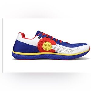 Womens Escalante Altra Boulder Sneakers, Never Worn